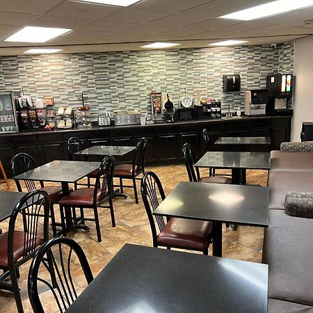 Greenlight Inn & Suites St James Saint James Экстерьер фото