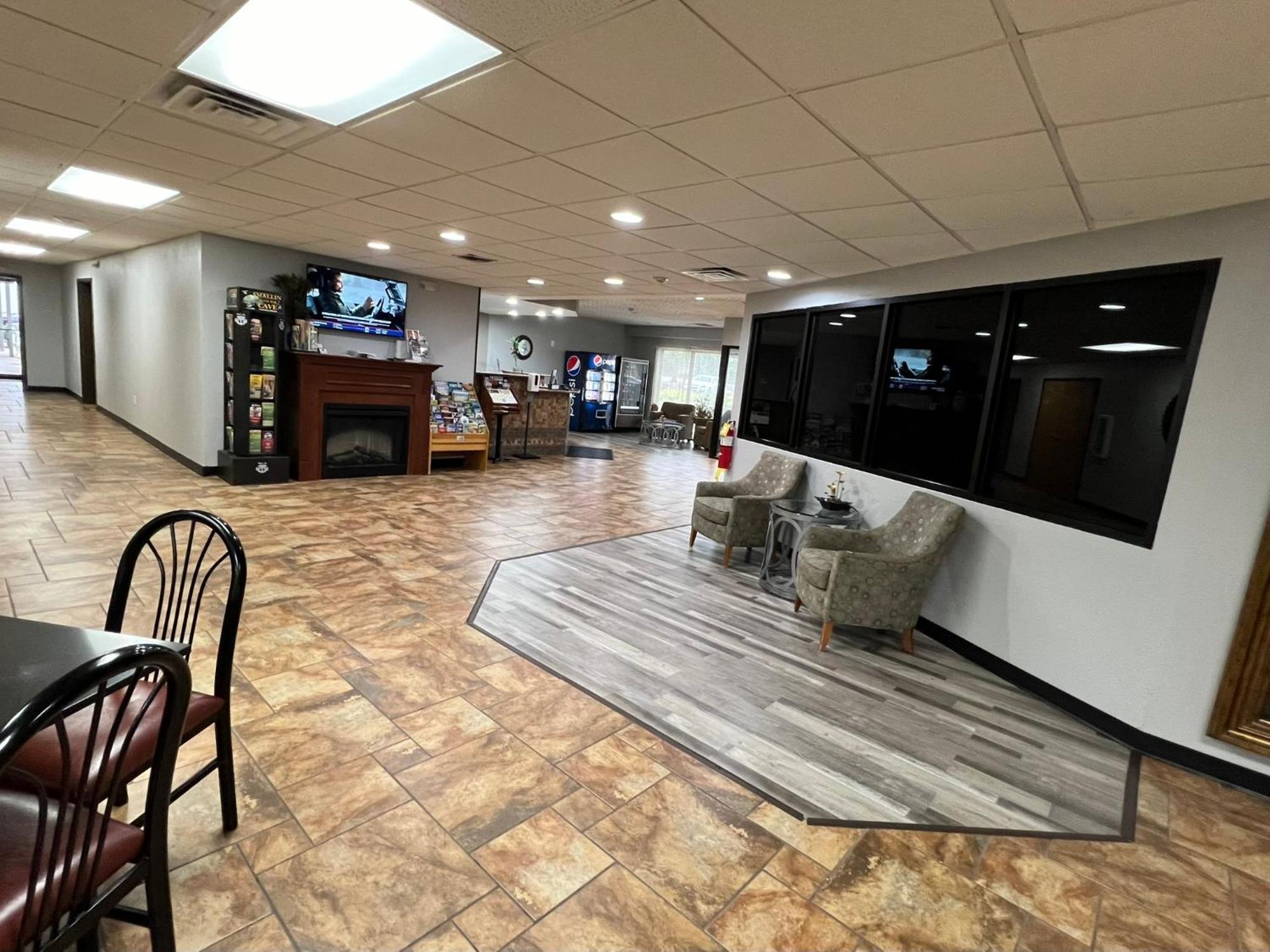 Greenlight Inn & Suites St James Saint James Экстерьер фото