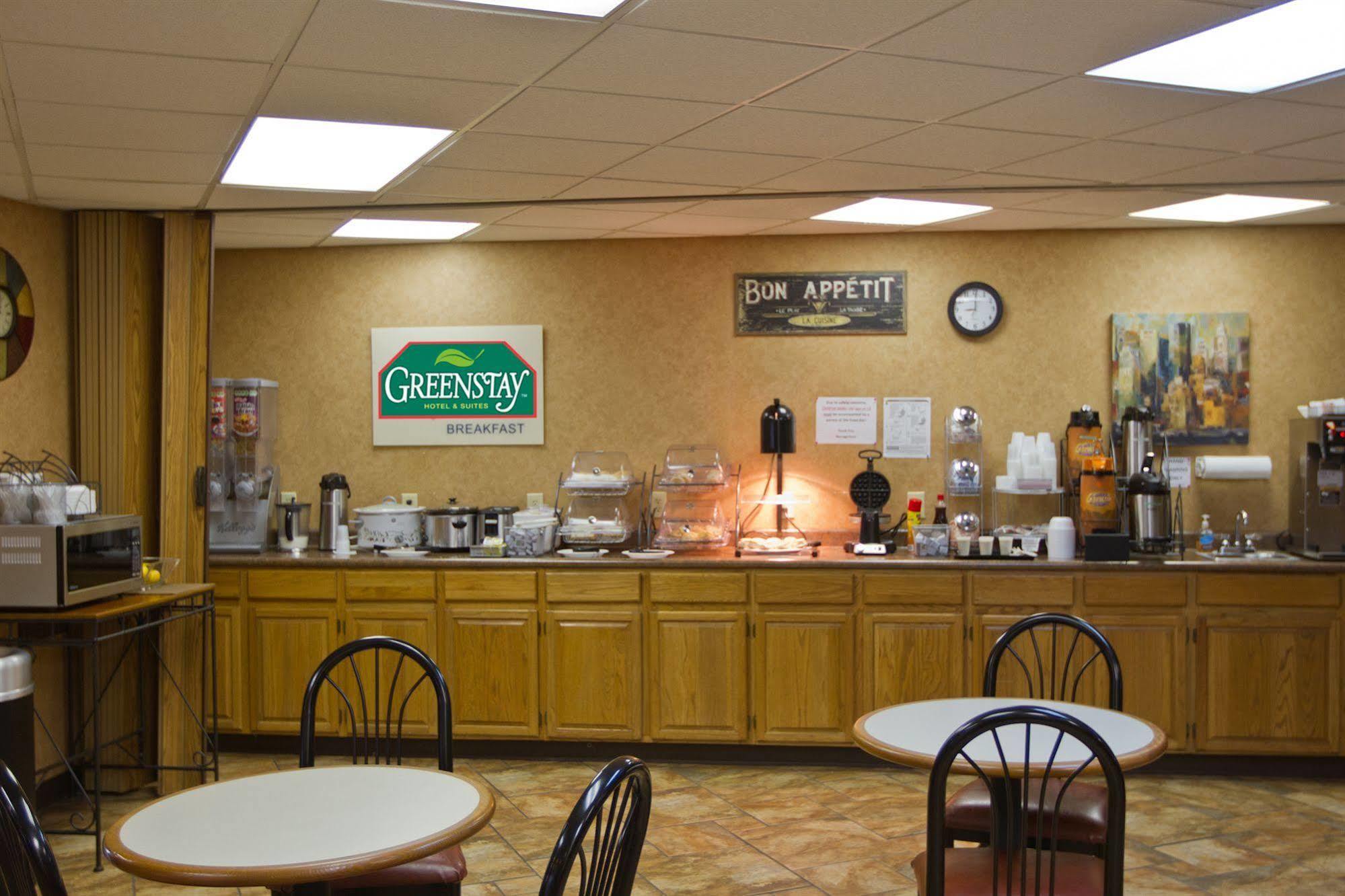 Greenlight Inn & Suites St James Saint James Экстерьер фото